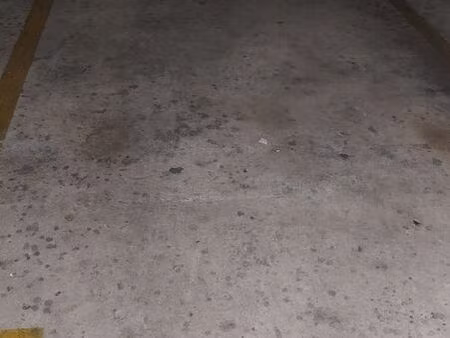 parking résidence à louer