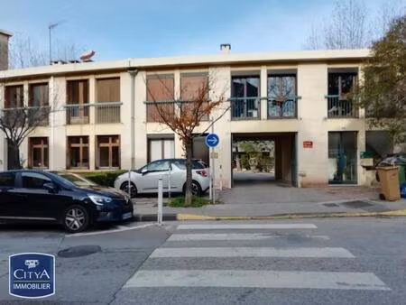 location parking martigues 13500