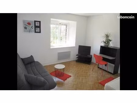 maison 3 pièces 80 m²