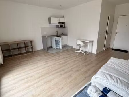 studio 1 pièce 29 m²