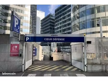 parking courbevoie