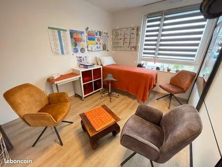 à louer cabinet de soins et bien être