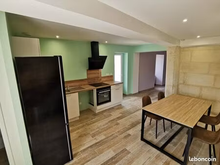 ?maison rénovée avec terrasse  jardin  parking