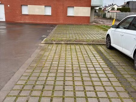 location parking extérieur