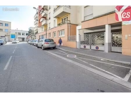 parking saint denis