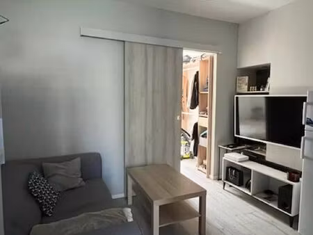 studio équipée  25 m²