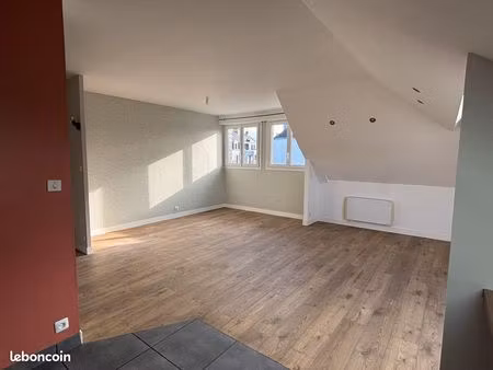 appartement t3 - cœur du bourg de saint-sébastien-sur-loire