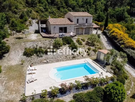 maison 6 pièces - 176 m²