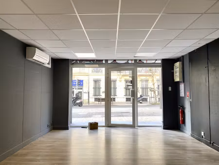 location local commercial 97m² marseille 6ème
