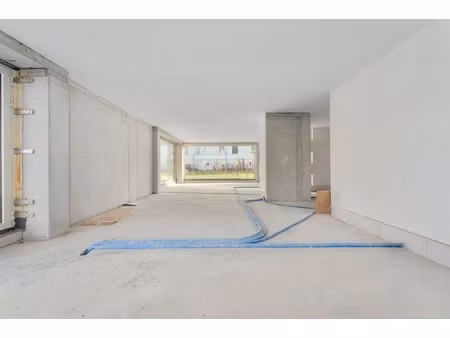 commercieel te koop in vichte