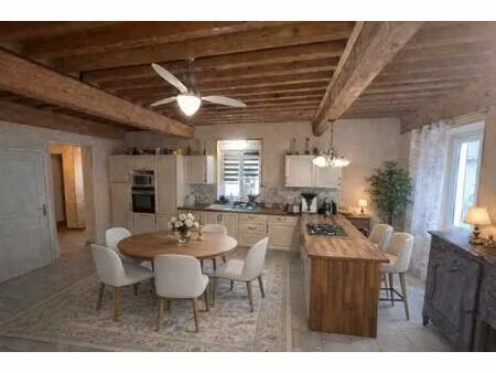 sous offre au prix ! claveisolles  maison de village 113 m2 carrez sans travaux