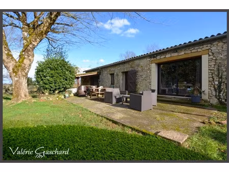 vente maison 6 pièces 250 m² à montcaret (24230)  278 000 €