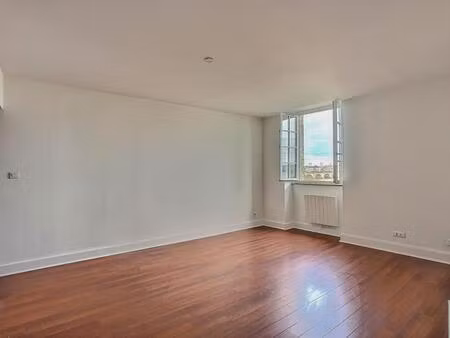 vente t2 44m2 bordeaux (33800)