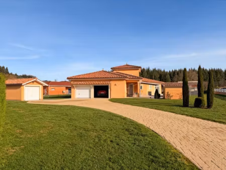 vente maison 6 pièces 139 m² à curbigny (71800)  349 000 €