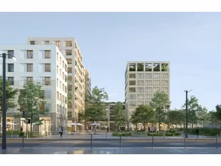 location local professionnel 2 441m²