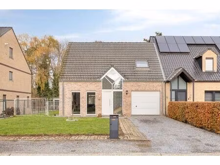 huis te koop in heusden-zolder met 3 slaapkamers