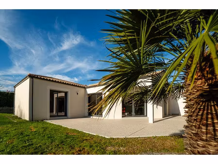 vente maison 6 pièces 135 m² à les clouzeaux (85430)  362 000 €