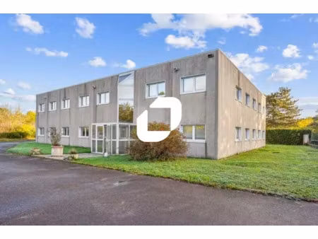 location bureau nozay 91620