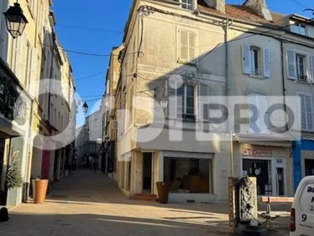 local commercial a louer