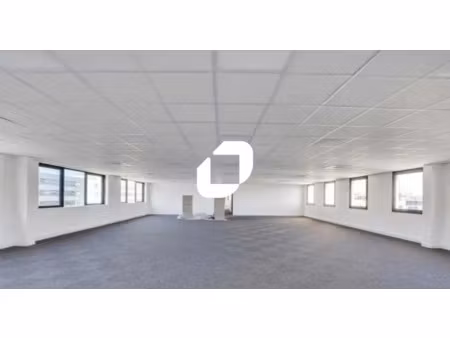 location bureau clichy 92110