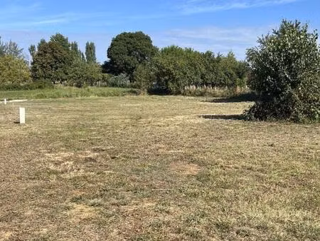 terrain à bâtir à casteljaloux (47700)