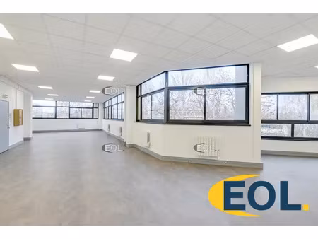 a louer - locaux d'activité mixte bureaux entre 87 et 293 m²