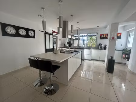 achat maison 8 pièces 249m²