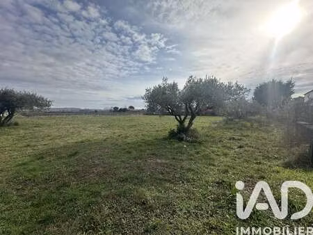 vente terrain à castillon-du-gard (30210) : à vendre / 2090m² castillon-du-gard