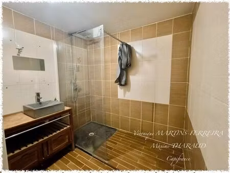 vente immeuble 60 m² massay (18120)