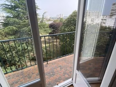 location appartement 1 pièce 75 m² à tours (37000)