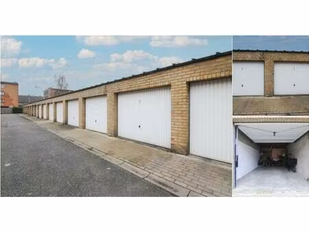 parking à vendre à hertsvelde 12 sint-andries (rbv09931)