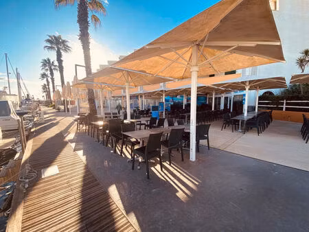 vente local commercial 142m2 le barcarès 66420 - 202000 € - surface privée