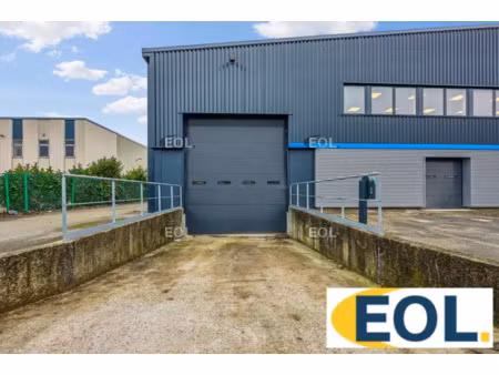 a louer - immeuble indépendant d'activité/stockage de 2 505 m²