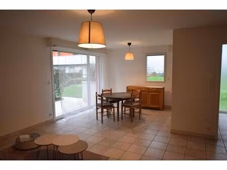 location appartement 3 pièces 68 m² à nantes (44000)