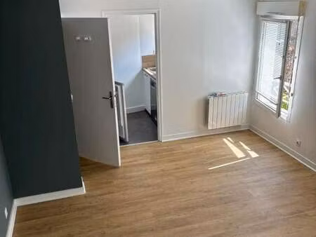 location appartement 3 pièces à nantes canclaux - mellinet (44000) : à louer 3 pièces / 46