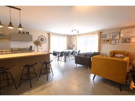 maison 2019 t4 sur terrain de 456 m²