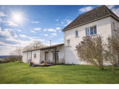 vente maison 7 pièces 216 m² à monflanquin (47150)  475 000 €