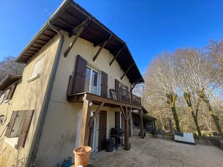 vente maison 5 pièces 130 m² château-l’évêque (24460)