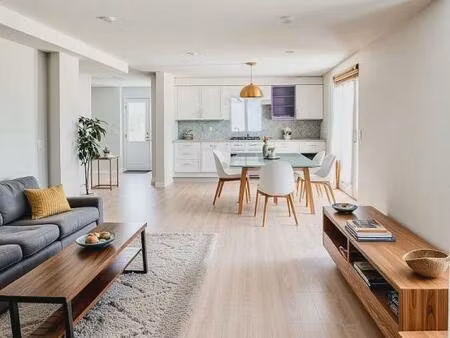 exclusivité – maison familiale récente avec grande terrasse à rivarennes