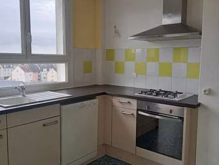 location appartement 2 pièces à la ferté-bernard (72400) : à louer 2 pièces / 48m² la fert