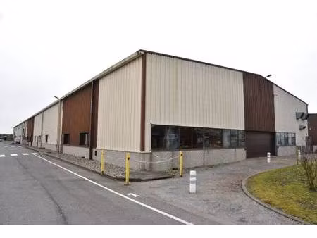 local d'activités à vendre