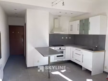 studio vendu loué – centre-ville de barjols