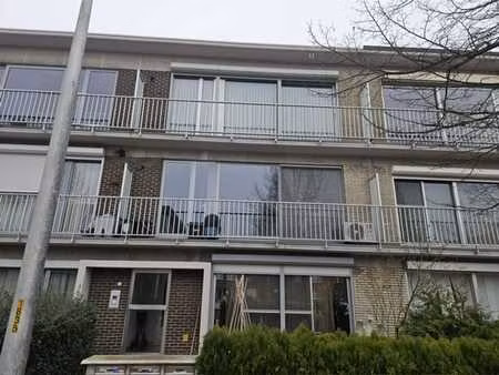 appartement lumineux dans un quartier résidentiel