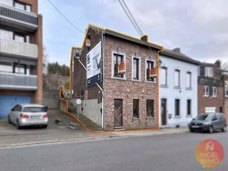 double maison/poss d'aménagements  4ch  jardin  superficie.