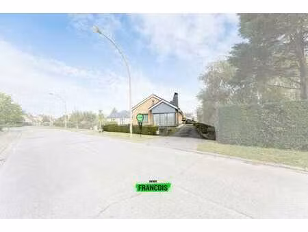 villa indépendante avec jardin ensoleillé dans un quartier …