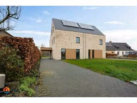 nieuwbouw ben-villa met 3 slpkrs op centrale ligging