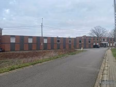 uniek  multifunctioneel bedrijfsgebouw (1.500m²) aan het ...