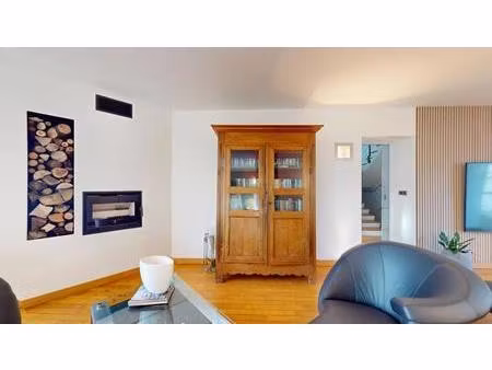 ensemble immobilier maison d'habitation de prestige et bureaux