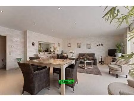 spacious duplex apartment with two terraces in a prime loca…