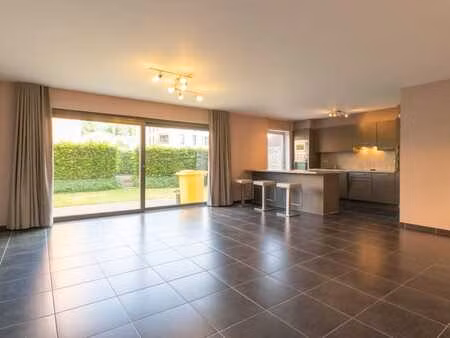 appartement avec jardin au centre de hoegaarden